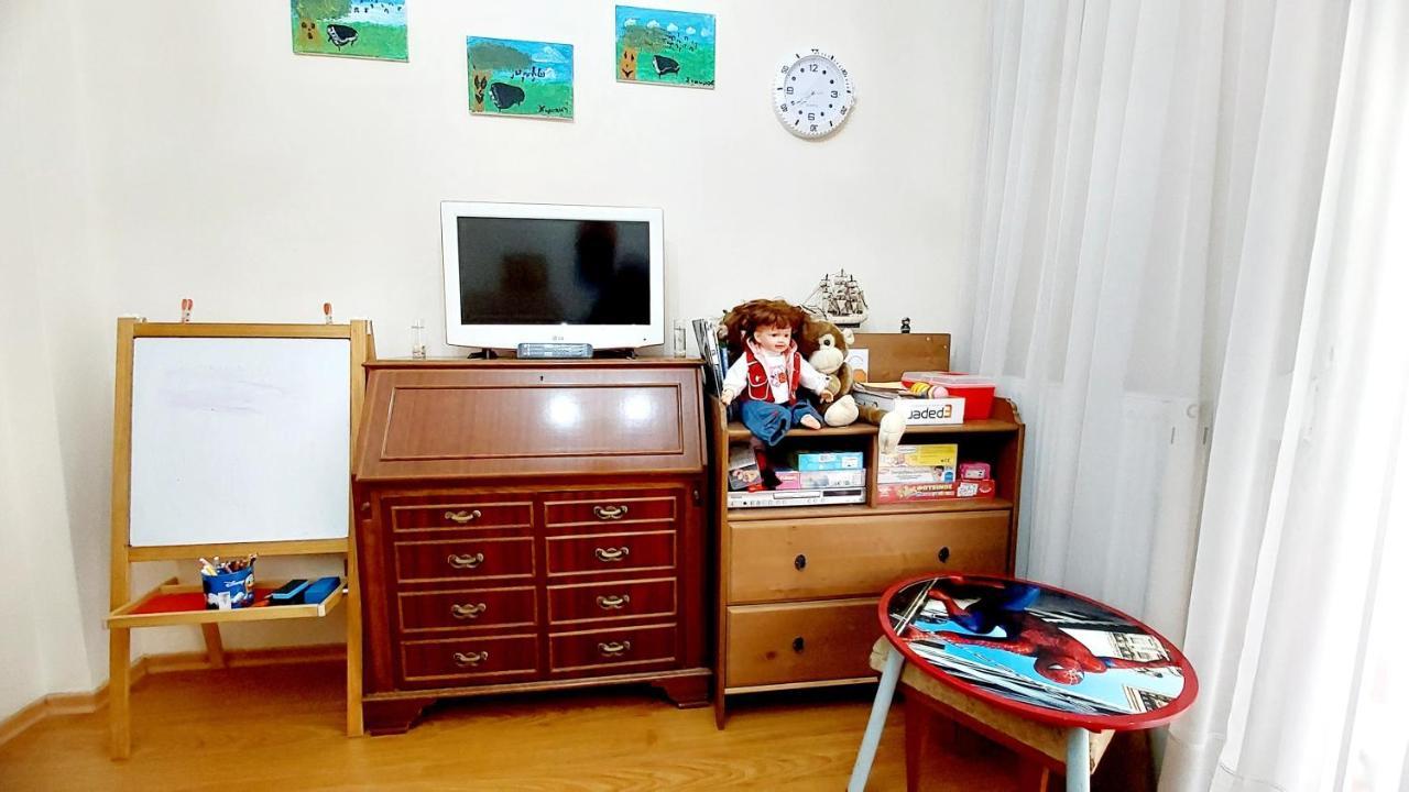 "Home Sweet Home" 3 Bedrooms Big House 110M Free Indoor Parking! Tesalónica Exterior foto